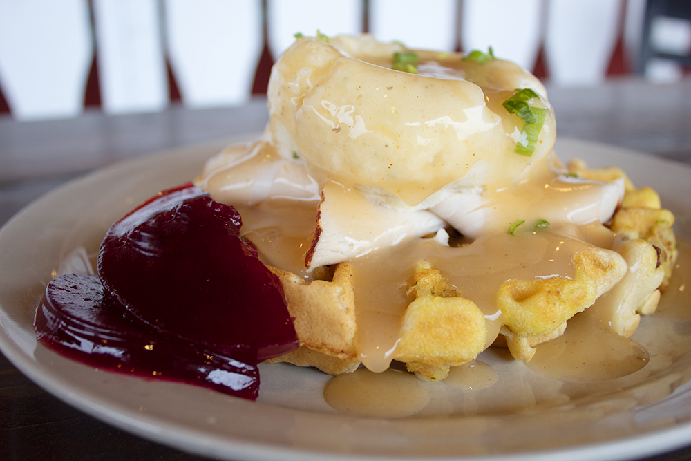 我帮妺妺洗澡忍不住c了她 buttermilk stuffing waffles