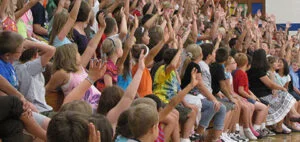 Do School Assemblies have to be 司命九鹭非香?