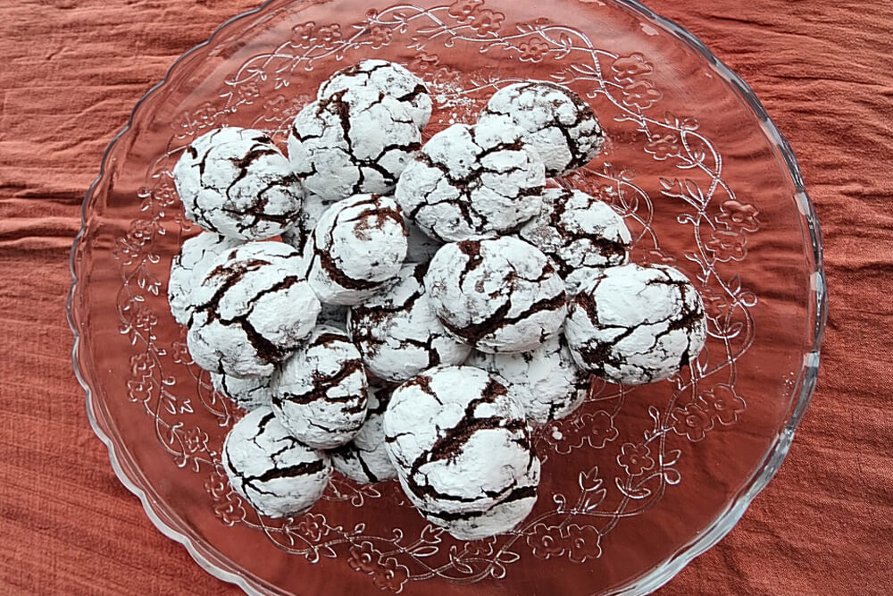 Image showing completed sesese crinkle cookies